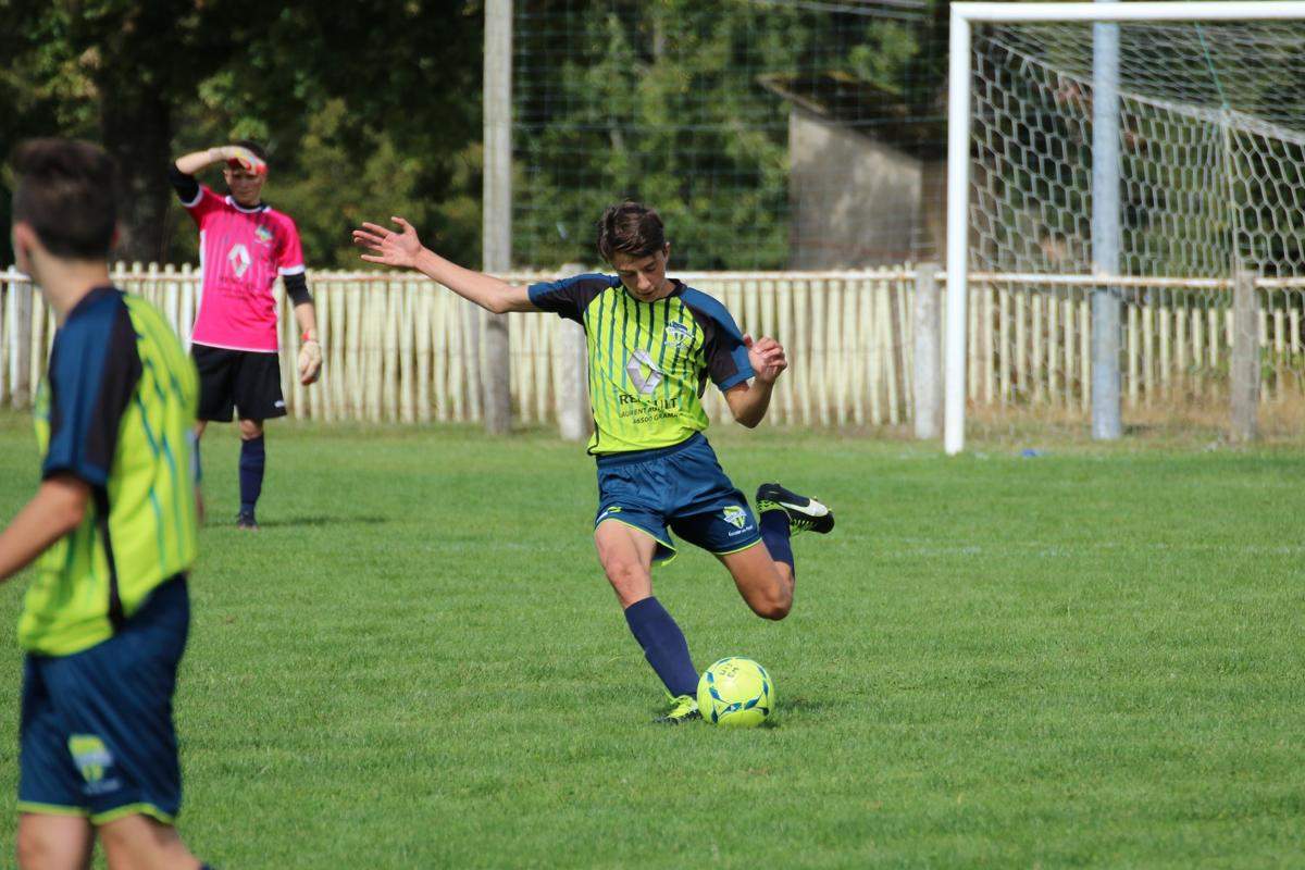 Album U Contre Rodez Lacapelle Le Club Football