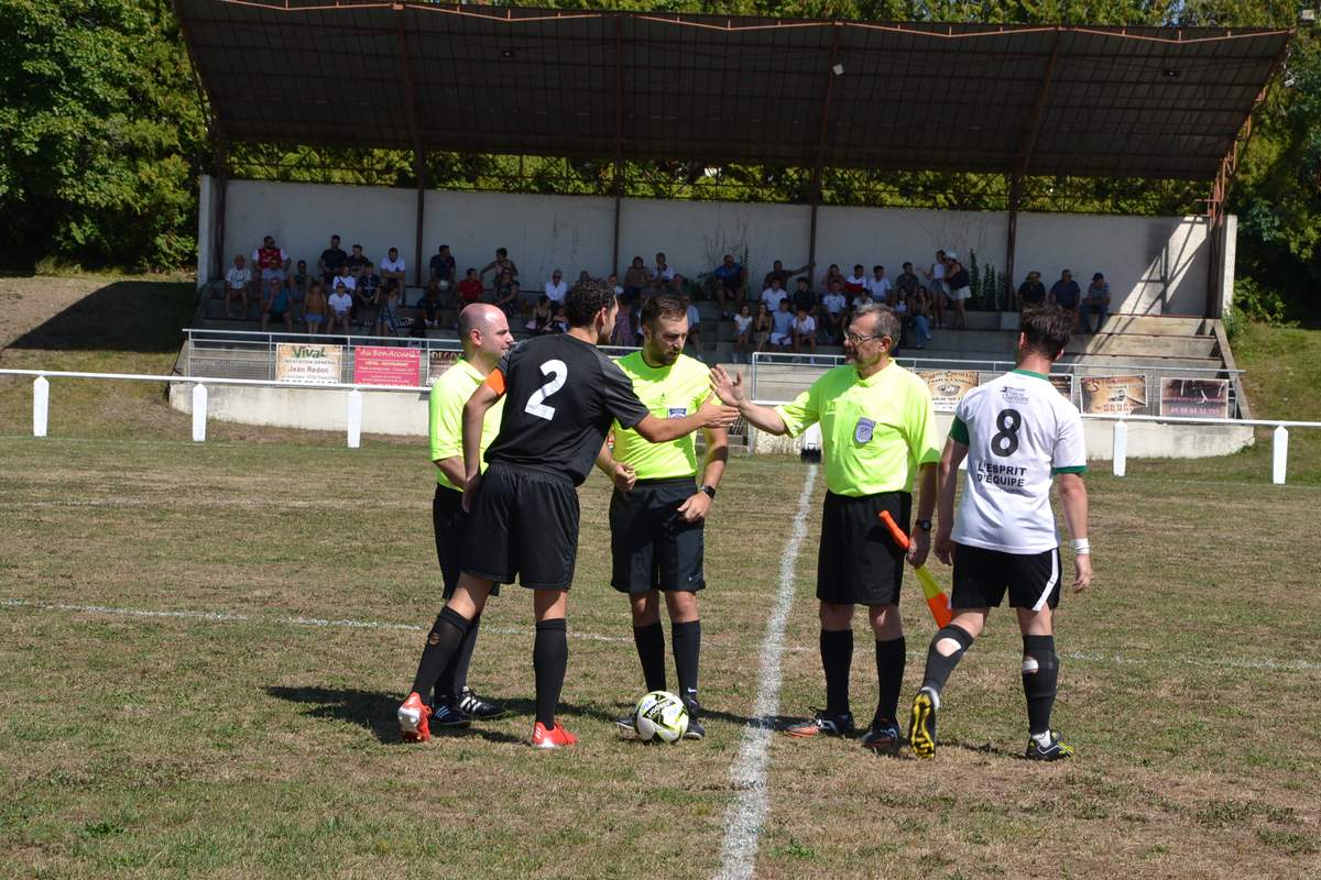 Album COUPE DE FRANCE 2 ÈME TOUR ORADOUR club Football US