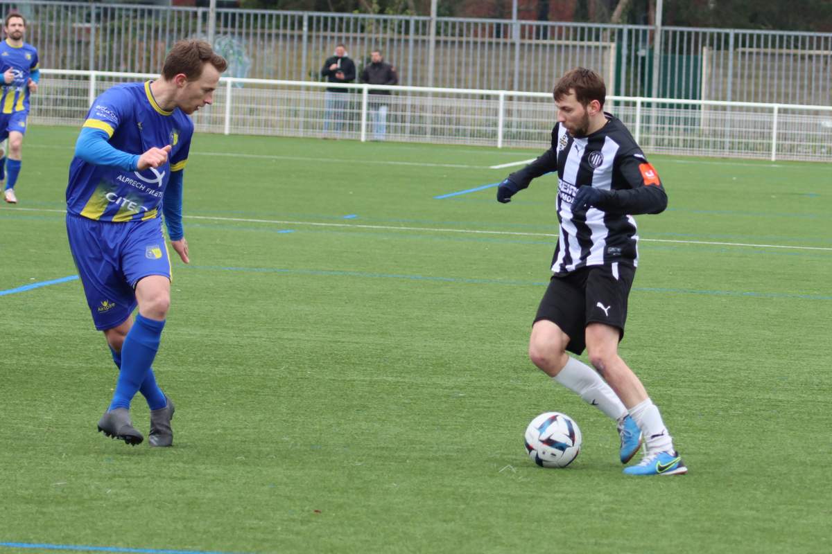 Album R Gioional Us Tourcoing Le Portel Stade Club Football