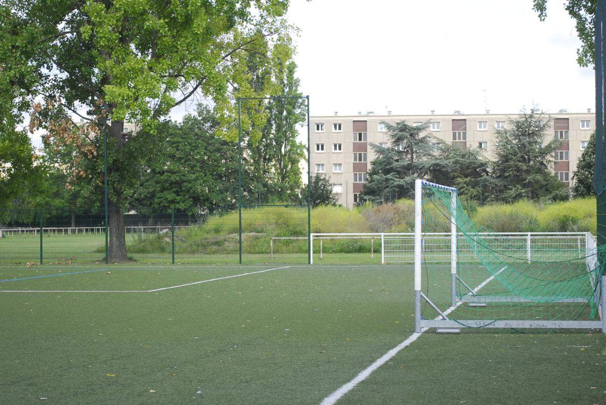 Terrain Terrain n°5 Parc des Sports - club Football FC PANTIN - Footeo