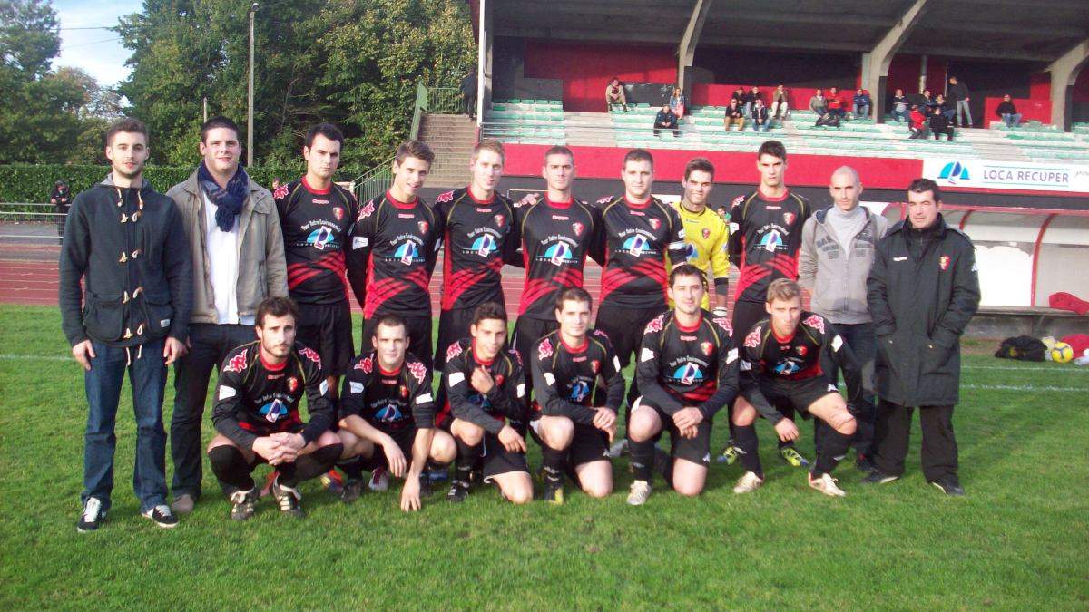 Equipe - Réserve B - 4ème Division - club Football RACING CLUB