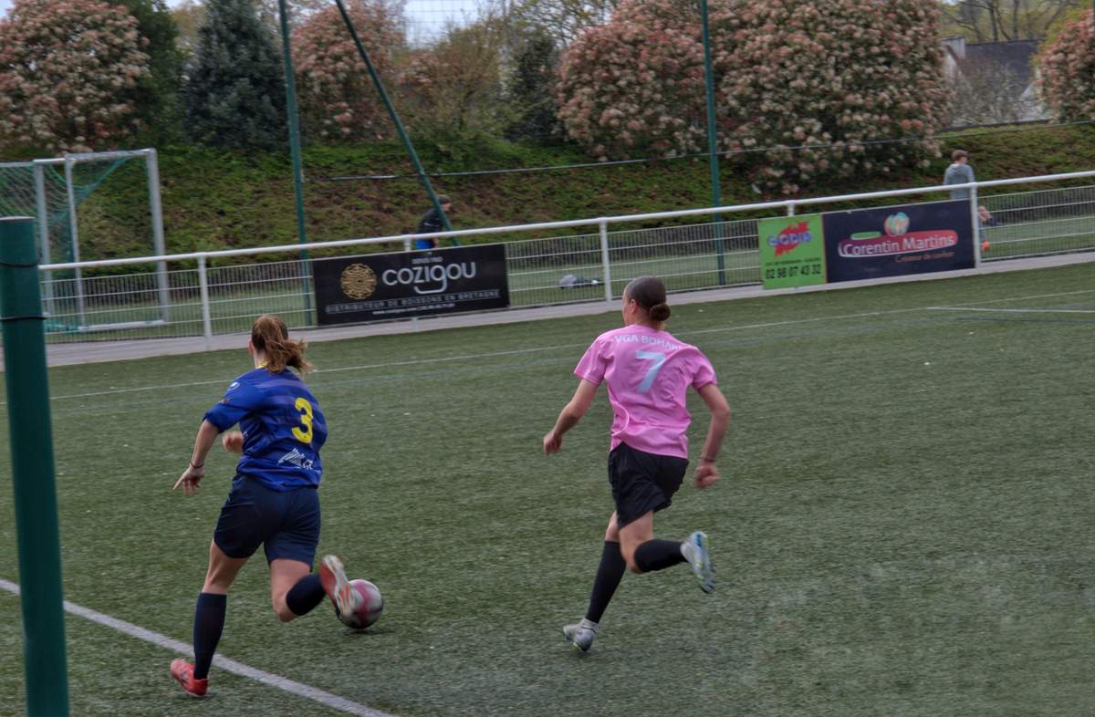 Album - Match Des U18F Contre Dinan Léhon FC - Photo N°7 - Club ...