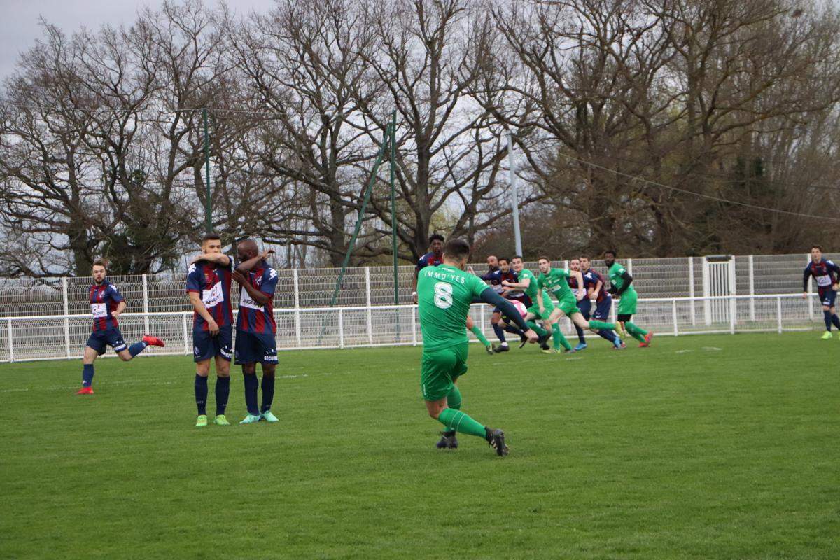 Album - Championnat R3 - FONSORBES - AS MURET - Club Football AVENIR ...