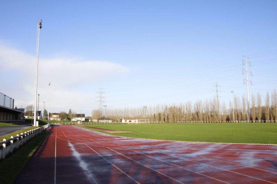 Terrain Stade Des Chartreux - club Football Jeunesse Sportive