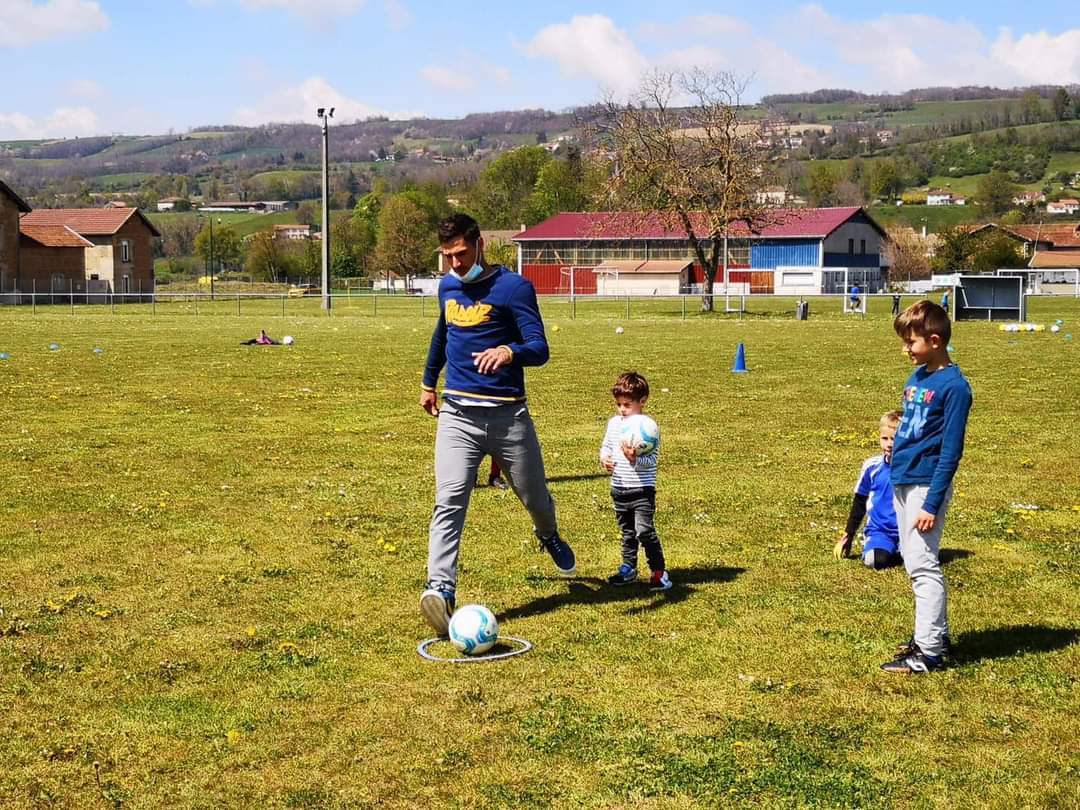 Actualité - Stage foot - club Football MJC FOOT ST HILAIRE DE LA COTE ...